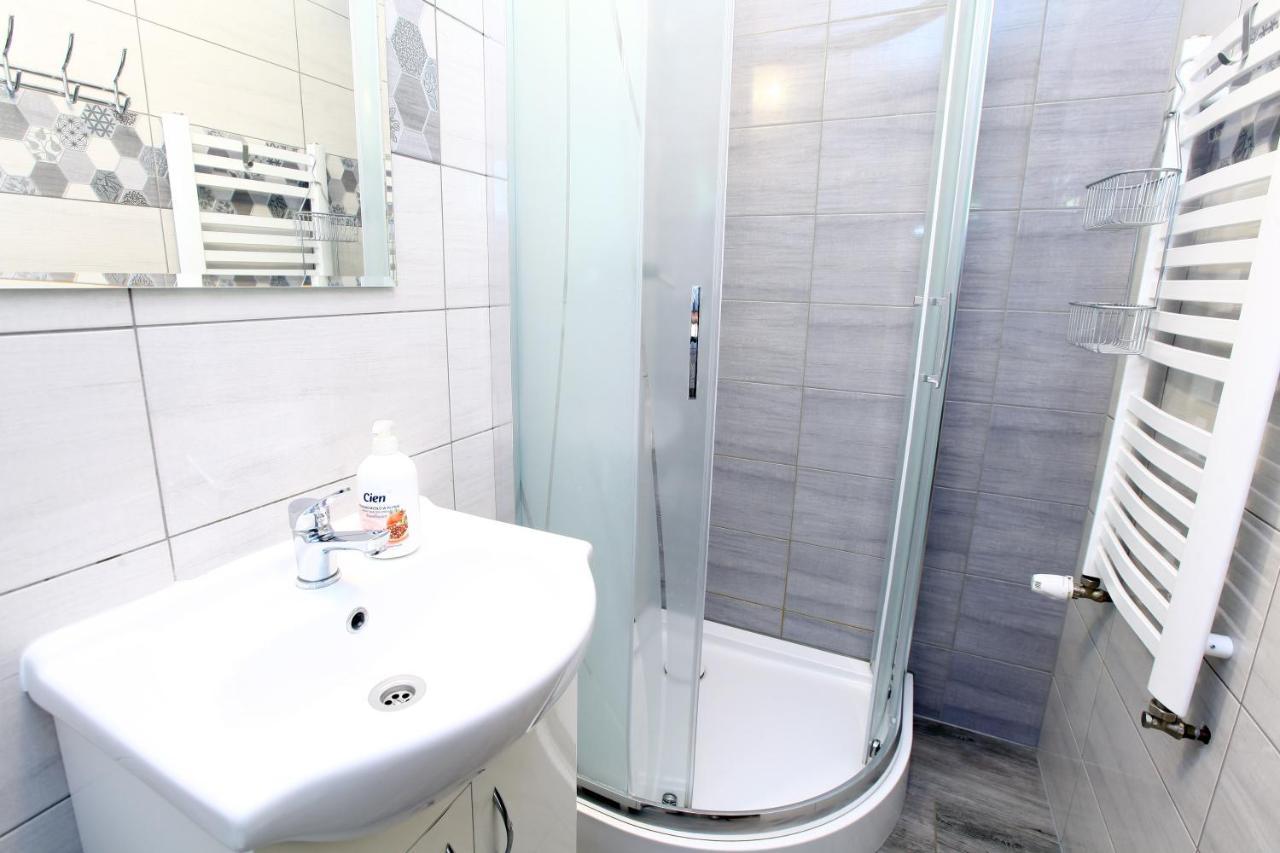 Pod Kasztanem Apartamento Lubin  Exterior foto