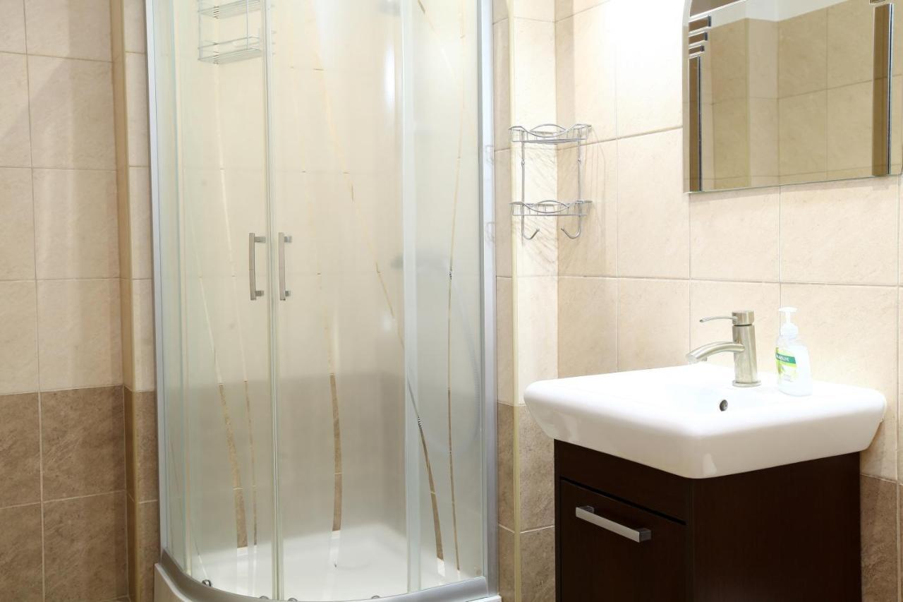 Pod Kasztanem Apartamento Lubin  Exterior foto