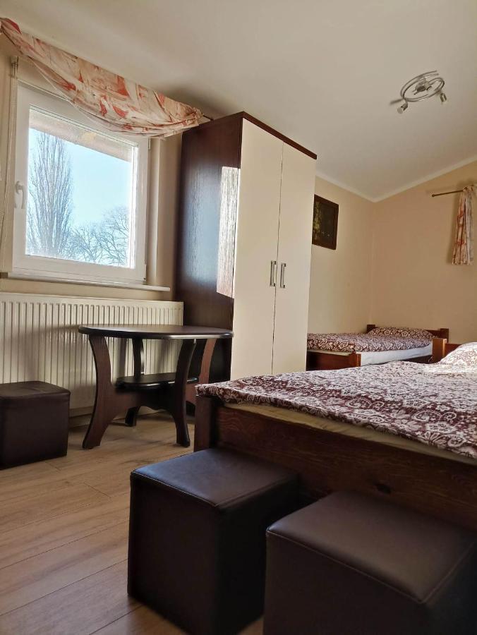 Pod Kasztanem Apartamento Lubin  Exterior foto