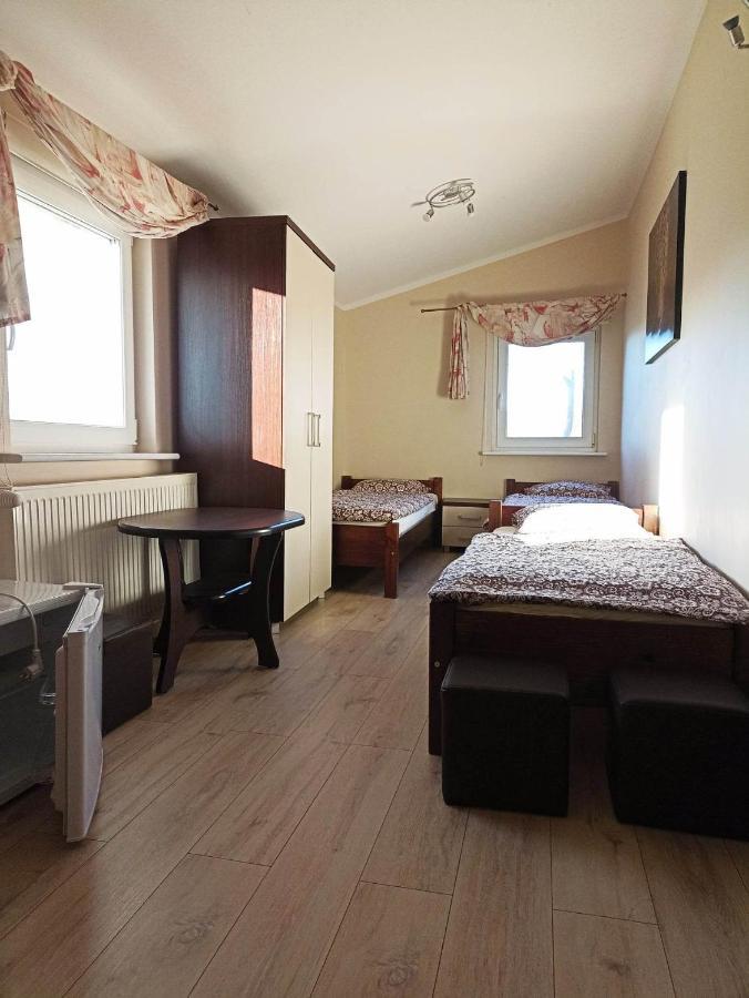 Pod Kasztanem Apartamento Lubin  Exterior foto
